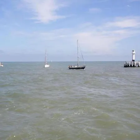 Lejlighed In Near The Coast Oostduinkerke